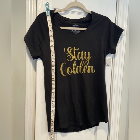 NWT Golden Nugget Size M Stay Golden Glitter Print Black Short Sleeve Tee Shirt - Picture 9 of 10